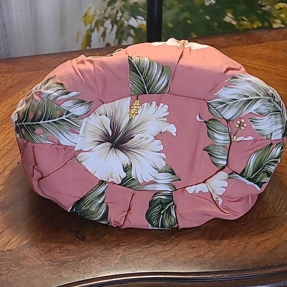 Ky's unique vintage Hawaiian pink floral fabric metal handle clutch purse